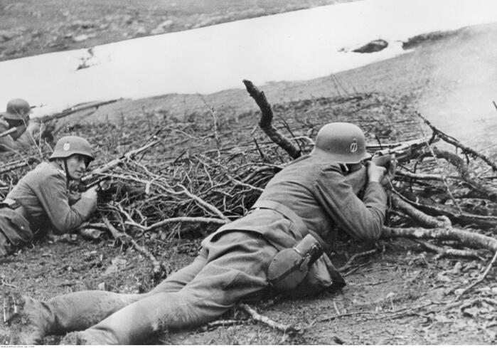Submachine Gun