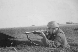 Submachine Gun